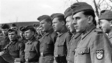 Nástup jednotky vlasovců v roce 1944 Nástup jednotky vlasovců v roce 1944
