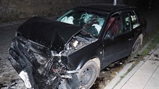 Opilý mladík v Bílovicích nad Svitavou nasedl do cizí Škody Octavia a po pár... Opilý mladík v Bílovicích nad Svitavou nasedl do cizí Škody Octavia a po pár...