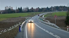 Po mnohaletém úsilí byl otevřen obchvat Hrádku u Rokycan a Kamenného Újezdu. Po mnohaletém úsilí byl otevřen obchvat Hrádku u Rokycan a Kamenného Újezdu.