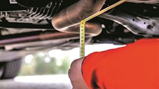 Řidiči sedící za volantem plně naloženého auta by si měli být vědomi výrazně... Řidiči sedící za volantem plně naloženého auta by si měli být vědomi výrazně...