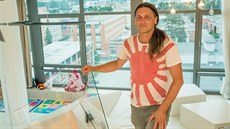 Architekt Petr Janda v atypickém loftovém bytě ve Zlíně ve 32. budově... Architekt Petr Janda v atypickém loftovém bytě ve Zlíně ve 32. budově...