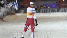 Norský sdruženář Jan Magnus Riiber projíždí vítězně cílem úvodního závodu nové... Norský sdruženář Jan Magnus Riiber projíždí vítězně cílem úvodního závodu nové...