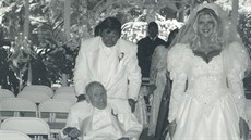 Svatba sn. V roce 1994 se Anna vdala za miliardáe Howarda Marshalla.