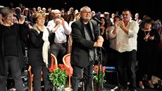 Sedmdesátník Ladislav Zeman slavil své jubileum v Klicperově divadle v Hradci... Sedmdesátník Ladislav Zeman slavil své jubileum v Klicperově divadle v Hradci...
