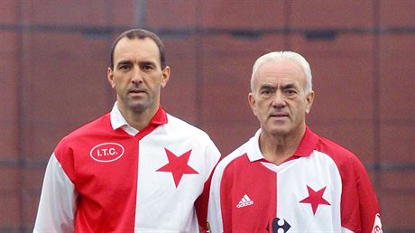 Hoď to do ohně! Jak na Františka Veselého a Slavii vzpomíná jeho syn Dvě fotbalové generace - František Veselý ml. se svým otcem Františkem Veselým... | na serveru Lidovky.cz | aktuální zprávy