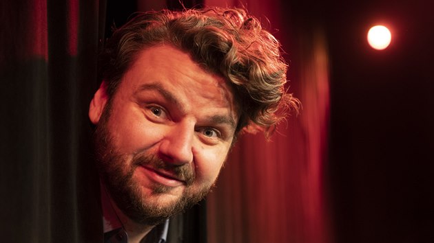 Slovenský komik, scenárista a producent Ján Gordulič (2. prosince 2019) Slovenský komik, scenárista a producent Ján Gordulič (2. prosince 2019)