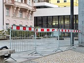 Správa Vřídelní kolonády pro veřejnost uzavřela kvůli špatnému stavu plochu... Správa Vřídelní kolonády pro veřejnost uzavřela kvůli špatnému stavu plochu...