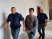Sedmadvacetiletému Vietnamci hrozí za brutální vraždu bezdomovce až 18 let... Sedmadvacetiletému Vietnamci hrozí za brutální vraždu bezdomovce až 18 let...