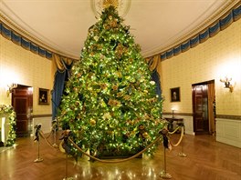 Oficiálním vánoním stromem Bílého domu je letos 5,5 metru vysoká jedle...