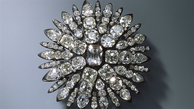 Dmsk ozdoba ve tvaru slunce do vlas se 127 diamanty
