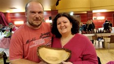 Jiří Kerďo s manželkou Marií představili na Free Fler Marketu v Chebu... Jiří Kerďo s manželkou Marií představili na Free Fler Marketu v Chebu...