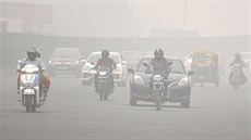 Smog v indickém mst Gurugram (listopad 2019)