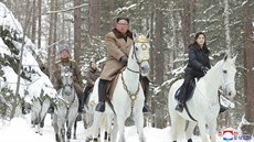 Severokorejský vdce Kim ong-un optovn navtívil posvátnou horu Pektu....