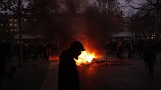 Na protest proti plánu Emmanuela Macrona reformovat důchodový systém vyšlo do... Na protest proti plánu Emmanuela Macrona reformovat důchodový systém vyšlo do...