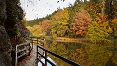 Turisté projdou malebné údolí řeky Lužnice. Narazí i na skalní stěny a tunely.... Turisté projdou malebné údolí řeky Lužnice. Narazí i na skalní stěny a tunely....