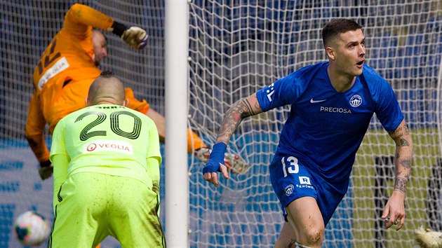 Liberecký Roman Potočný se raduje ze svého gólu proti Karviné. Liberecký Roman Potočný se raduje ze svého gólu proti Karviné.