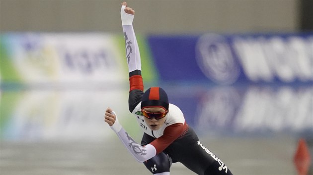 Nikola Zdráhalová na pětistovce při Světovém poháru v Naganu. Nikola Zdráhalová na pětistovce při Světovém poháru v Naganu.