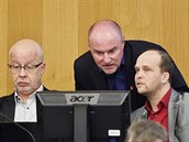 Tři náměstci primátora, zleva Ivo Moravec (OPB), Viktor Lavička (ANO) a Tomáš... Tři náměstci primátora, zleva Ivo Moravec (OPB), Viktor Lavička (ANO) a Tomáš...