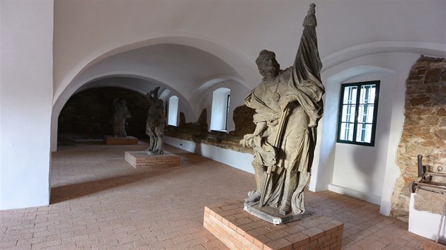 Originly soch z Poliky naly svj nov domov na hrad Svojanov.