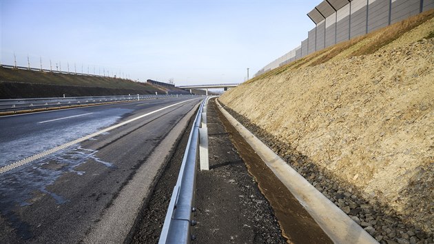 V Ostravě se slavnostně otevřela Prodloužená Rudná. Poslední úsek vznikl za rekordní tři měsíce. (19. 12. 2019)