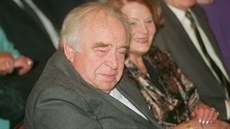 Takto zachytil fotograf Otu Sklenčku v hledišti při oslavách 85. výročí... Takto zachytil fotograf Otu Sklenčku v hledišti při oslavách 85. výročí...
