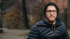 Jiří Čeloud je od šestnácti let na vozíčku. Dnes pomáhá lidem s podobným... Jiří Čeloud je od šestnácti let na vozíčku. Dnes pomáhá lidem s podobným...