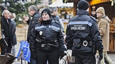 Vánoční trhy jsou pod dozorem městských i státních policistů. Vánoční trhy jsou pod dozorem městských i státních policistů.