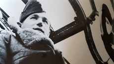 Pilot RAF a rodák z Kokor na Perovsku Josef apka (23. prosince 1915 - 19....