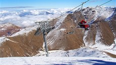 Vrcholky Velkého Atlasu z lyžařského střediska Oukaimenden. Vrcholky Velkého Atlasu z lyžařského střediska Oukaimenden.