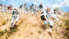 Stovky ekologických aktivistů vnikly na konci června 2019 do německého... Stovky ekologických aktivistů vnikly na konci června 2019 do německého...