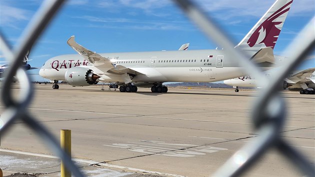 Boeingy 787-9 Qatar Airways na letiti ve Victorville