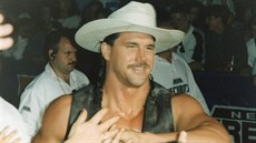 Neměl vyhrát, ale vyhrál. Nakonec za to byl wrestler Bart Gunn nejspíš... Neměl vyhrát, ale vyhrál. Nakonec za to byl wrestler Bart Gunn nejspíš...