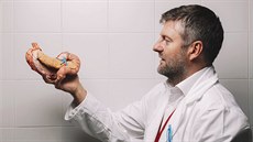 Marek Beneš z pražského Institutu klinické a experimentální medicíny (IKEM) je... Marek Beneš z pražského Institutu klinické a experimentální medicíny (IKEM) je...