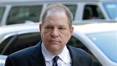 Filma Harvey Weinstein elí obvinní ze sexuálního obtování a znásilnní...