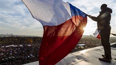 Co dál? Co udělá spolek Milion chvilek pro demokracii? Budou jejich demonstrace... Co dál? Co udělá spolek Milion chvilek pro demokracii? Budou jejich demonstrace...