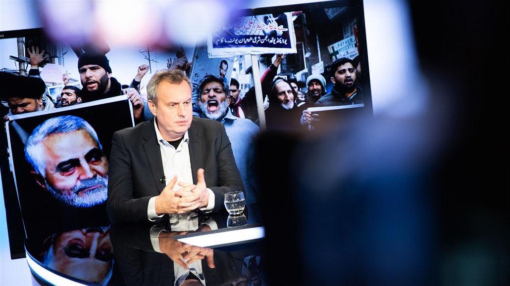 Bezpečnostní expert Tomáš Pojar v diskusním pořadu iDNES.cz Rozstřel. (10.... Bezpečnostní expert Tomáš Pojar v diskusním pořadu iDNES.cz Rozstřel. (10....