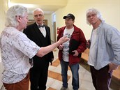 Peter Pietruschinski, obhájce Lubomír Müller, Jürgen Seifert a Joachim Ernst u... Peter Pietruschinski, obhájce Lubomír Müller, Jürgen Seifert a Joachim Ernst u...