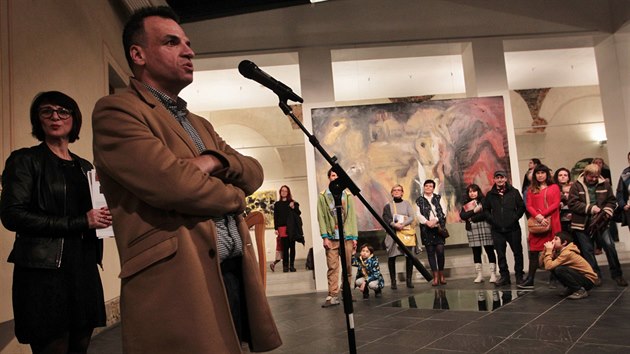 Tibor Červeňák při čtvrteční vernisáži výstavy v Opavě.