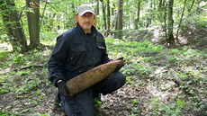 Munice je nebezpečná i po mnoha desetiletích, říká pyrotechnik. Munice je nebezpečná i po mnoha desetiletích, říká pyrotechnik.