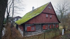 Stavební historikové určili stáří roubenky dendrochronologickou metodou teprve... Stavební historikové určili stáří roubenky dendrochronologickou metodou teprve...