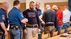 Zleva jsou na snímku obžalovaní Tomáš Kožuch, Dávid Kortiš, Marek Hančín a... Zleva jsou na snímku obžalovaní Tomáš Kožuch, Dávid Kortiš, Marek Hančín a...