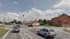 Světelná křižovatka v Uherském Brodě na mezinárodní cestě I/50 z Brna na... Světelná křižovatka v Uherském Brodě na mezinárodní cestě I/50 z Brna na...