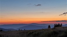Po západu slunce není barev nikdy dost. Po západu slunce není barev nikdy dost.