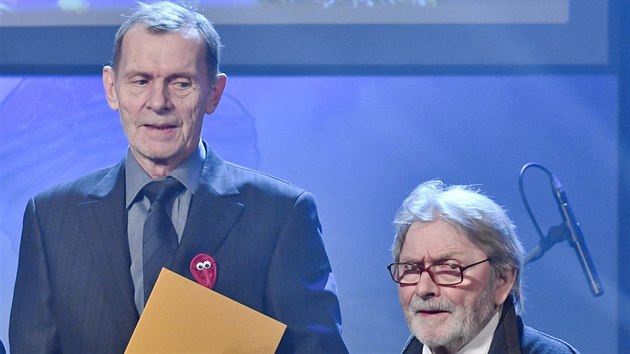Hlavn cenu Trilobit 2020 maj za film Staci herci herci Ji Schmitzer a Ladislav Mrkvika