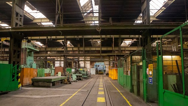 Nevyrb se. Prostory zkrachovalch hut a kovren Pilsen Steel v Plzni. (20. 1. 2020)