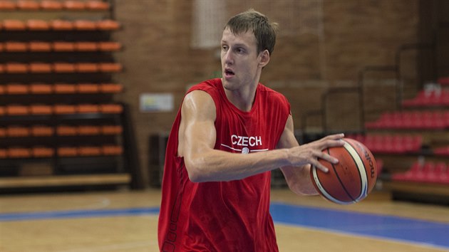 Basketbalista Jan Vesel.