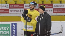 Michal Moravčík (vlevo) na tréninku Litvínova. Michal Moravčík (vlevo) na tréninku Litvínova.