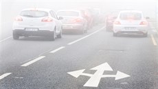 Metropole bohatne, ale topí se v emisích Metropole bohatne, ale topí se v emisích