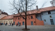 Opravy historických domů na Příhrádku jsou hotové. Opravy historických domů na Příhrádku jsou hotové.