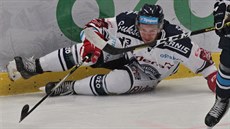 Obránce Mislav Rosandič hrál ještě minulý týden za Hradec Králové. V pátek už však nastoupil proti svým bývalým spoluhráčům ve vítkovickém dresu. Obránce Mislav Rosandič hrál ještě minulý týden za Hradec Králové. V pátek už však nastoupil proti svým bývalým spoluhráčům ve vítkovickém dresu.
